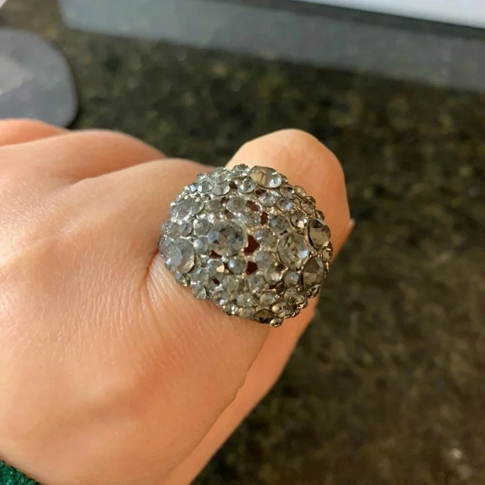 Costume  ring - Picture 2 of 3